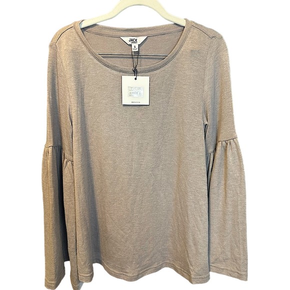 New with tag perfect condition check by BB Dakota Bell sleeve blouse - Picture 1 of 8
